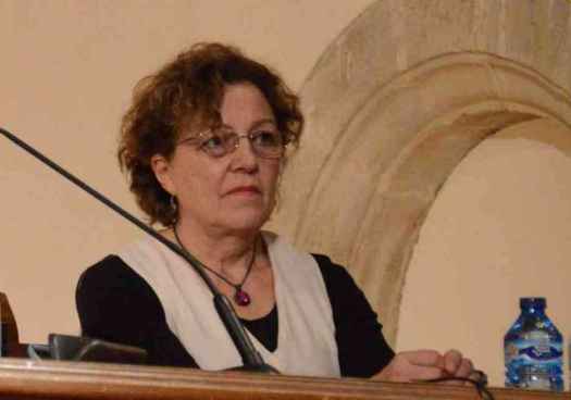 Antígona llora la pérdida de su presidenta, Pilar de la Viña