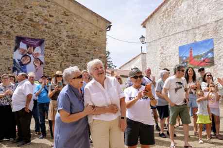 "Mujer Mural" une dos comunidades a través de fotografía, memoria rural y reconocimiento a mujeres