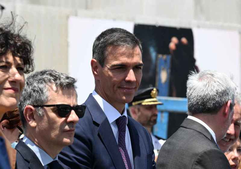 Sánchez empobrece a los españoles con impacto de inflación sobre hogares