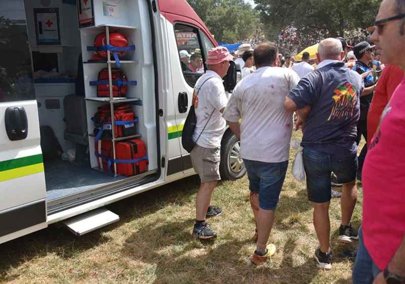 Dos heridos por asta de toro en salida de La Saca