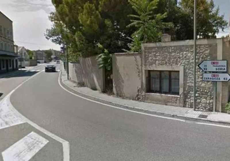 Tres heridos leves en accidente en Borja de autobús Zaragoza-Soria-Valladolid