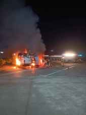 Bomberos de Diputación sofocan incendio de vehículo furgón en El Burgo de Osma