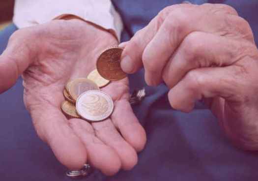 La mayoría de trabajadores creen que reformas realizadas son insuficientes para asegurar pago de sus pensiones