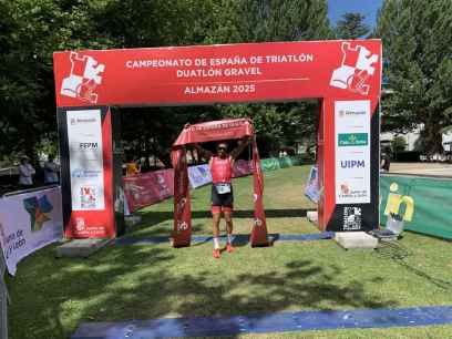 El Triatlón de Almazán celebra este domingo su 30 aniversario 