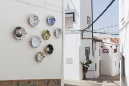 Los Pueblos más Bonitos de España piden plan financiado para retirar cableado de sus cascos