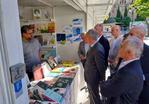 El sector del libro y de la edición de Castilla y León se citan en feria en Segovia 