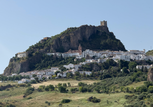 Los Pueblos Más Bonitos de España premian a quien vive verano en sus 126 municipios 