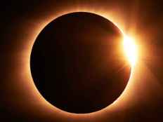El Ayuntamiento enfila cuenta atrás para eclipse total de sol con más actividades en julio