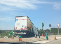 Mujer herida en accidente de camión en N-234, en Alconaba