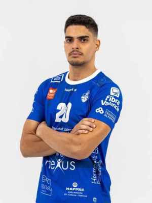 Grupo Herce incorpora al joven talento brasileño Kauque Calazans