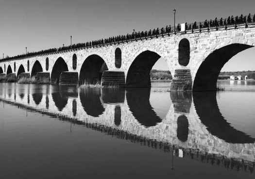 Una imagen del Puente de Piedra de Zamora gana VIII Concurso Fotográfico de la CHD