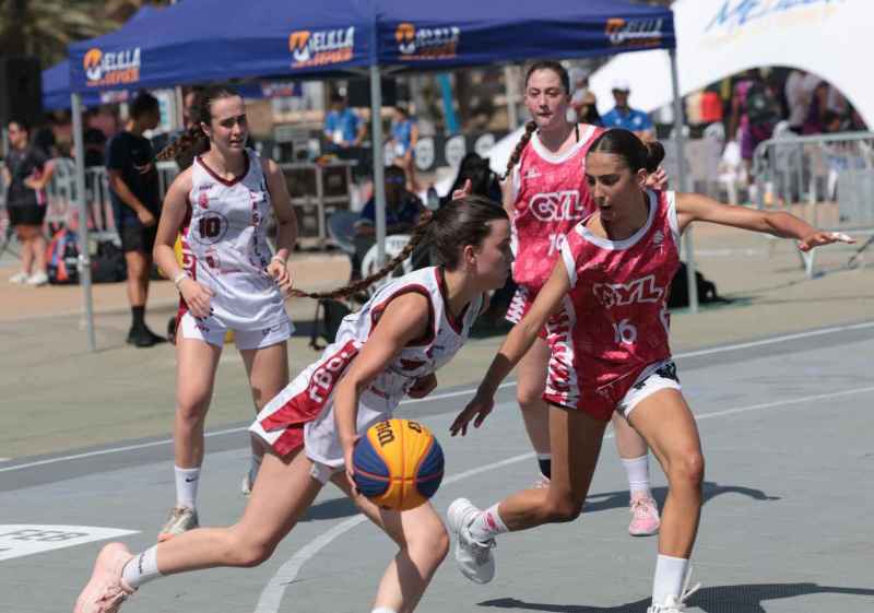 La selección española de baloncesto U-13 vuelve a convocar a jugadora soriana