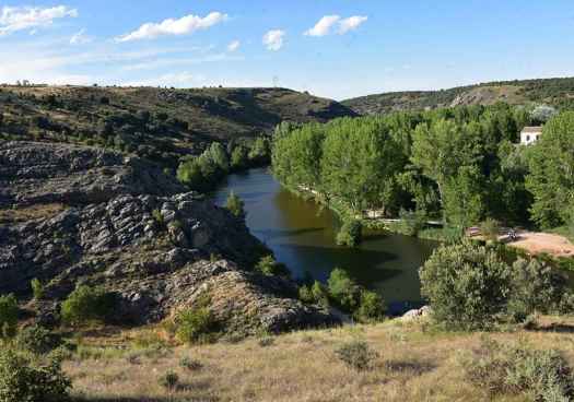 Paseo refrescante junto al río Duero, en Soria