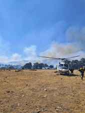 El incendio declarado en Guadalajara frena su avance hacia Soria