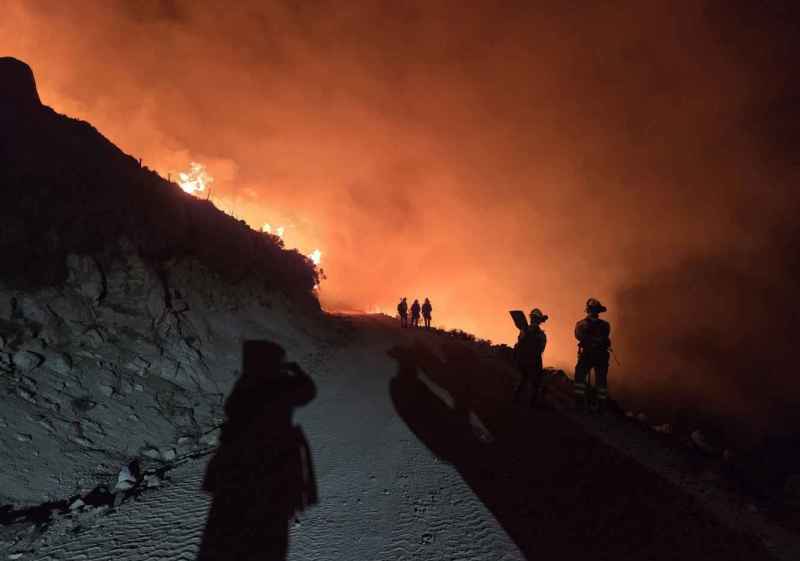 La Junta habilita ayudas directas para familias desalojadas por incendios forestales 