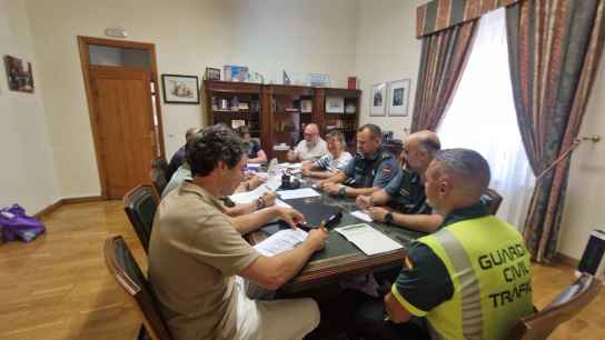 Subdelegación del Gobierno aborda seguridad en eclipse solar con cinco ayuntamientos