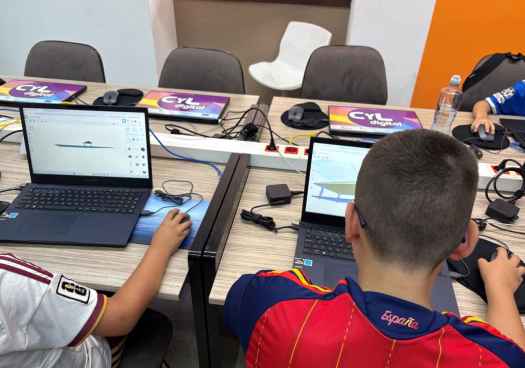 La Junta potencia en agosto certificación en competencias digitales 