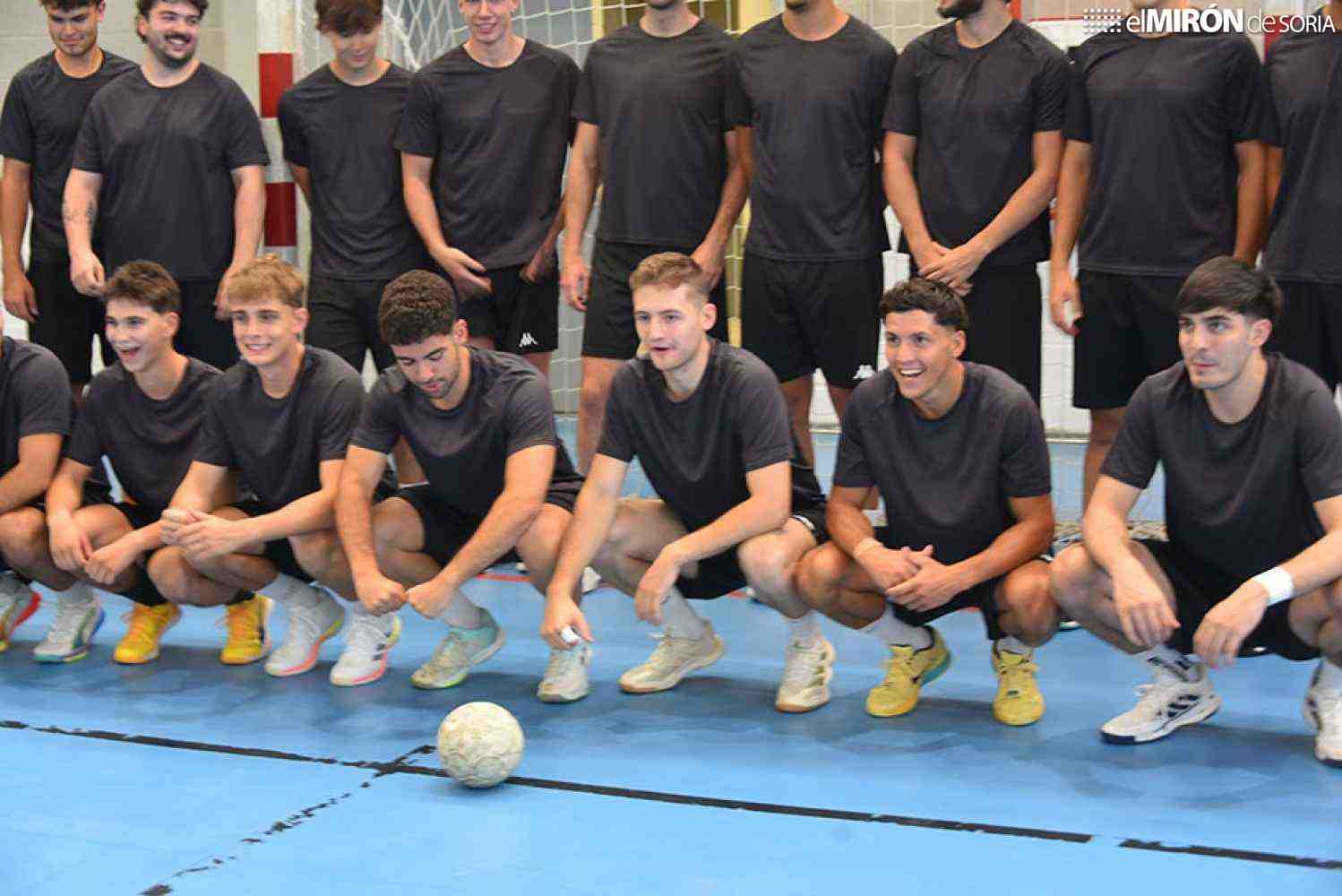 Balonmano Soria gana con solvencia en visita al Astander Astillero (26--38)
