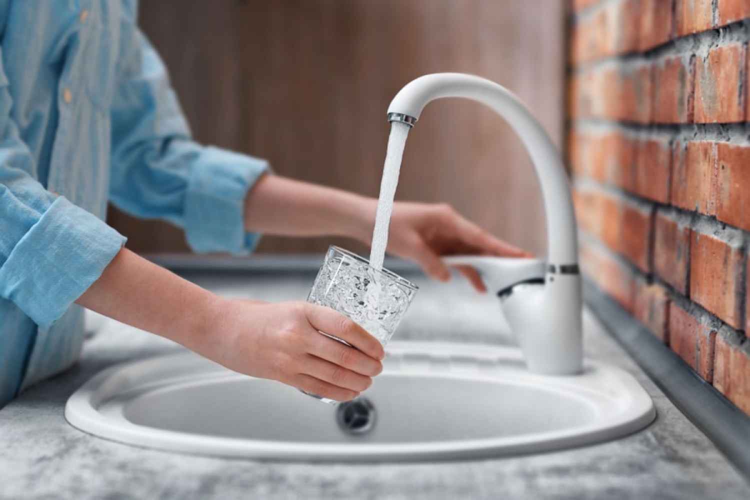VOX propone modificar futura tarifa del agua para que no castigue a familias y pequeños negocios