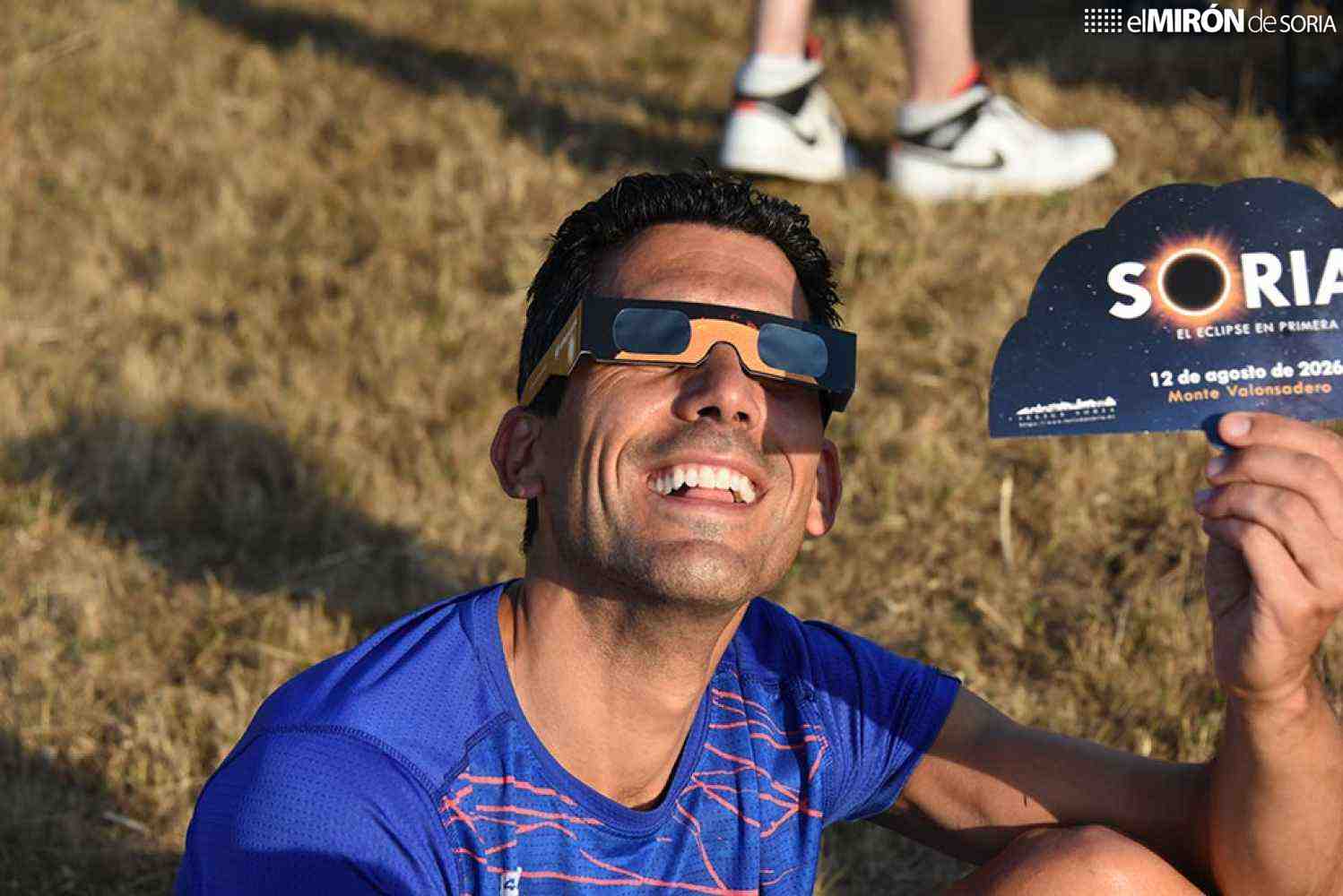 Soria lidera gasto de clientes de banco europeo durante el eclipse solar