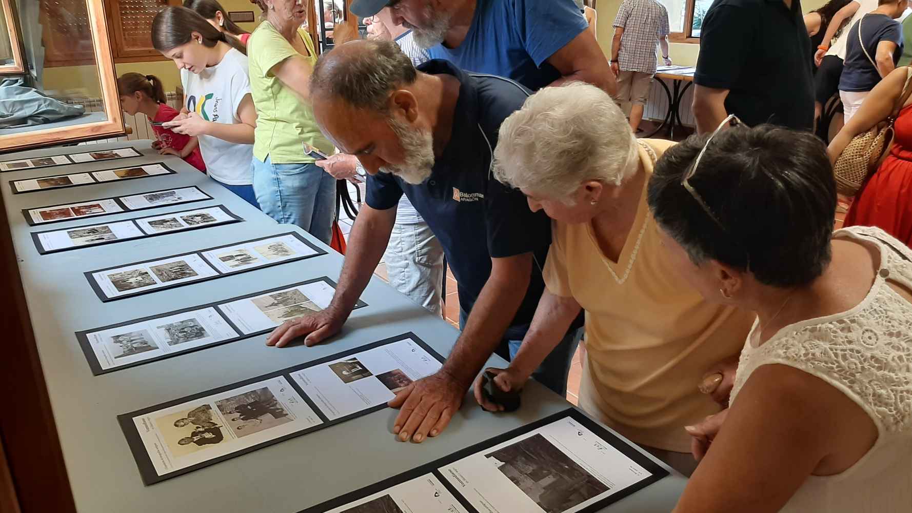 Vozmediano recupera ermita de San Sebastián y su romería y organiza II exposición de fotografías antiguas 