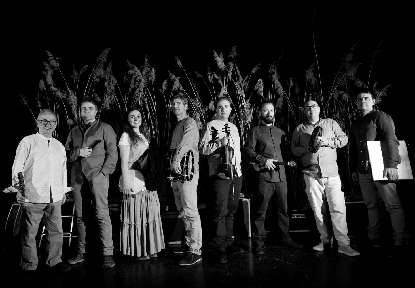 Carrión Folk presenta su último disco en la plaza Mayor de Medinaceli