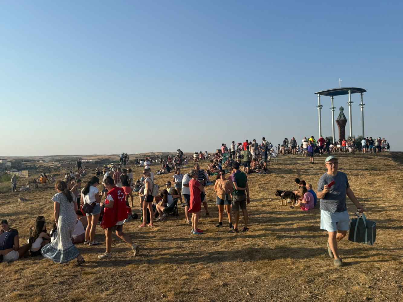 Ágreda agradece colaboración para vivir "momento único" con eclipse solar