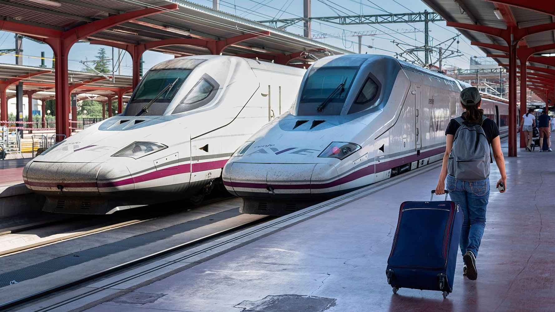 El programa Verano Joven supera los 2,5 millones de viajes en tren y bus