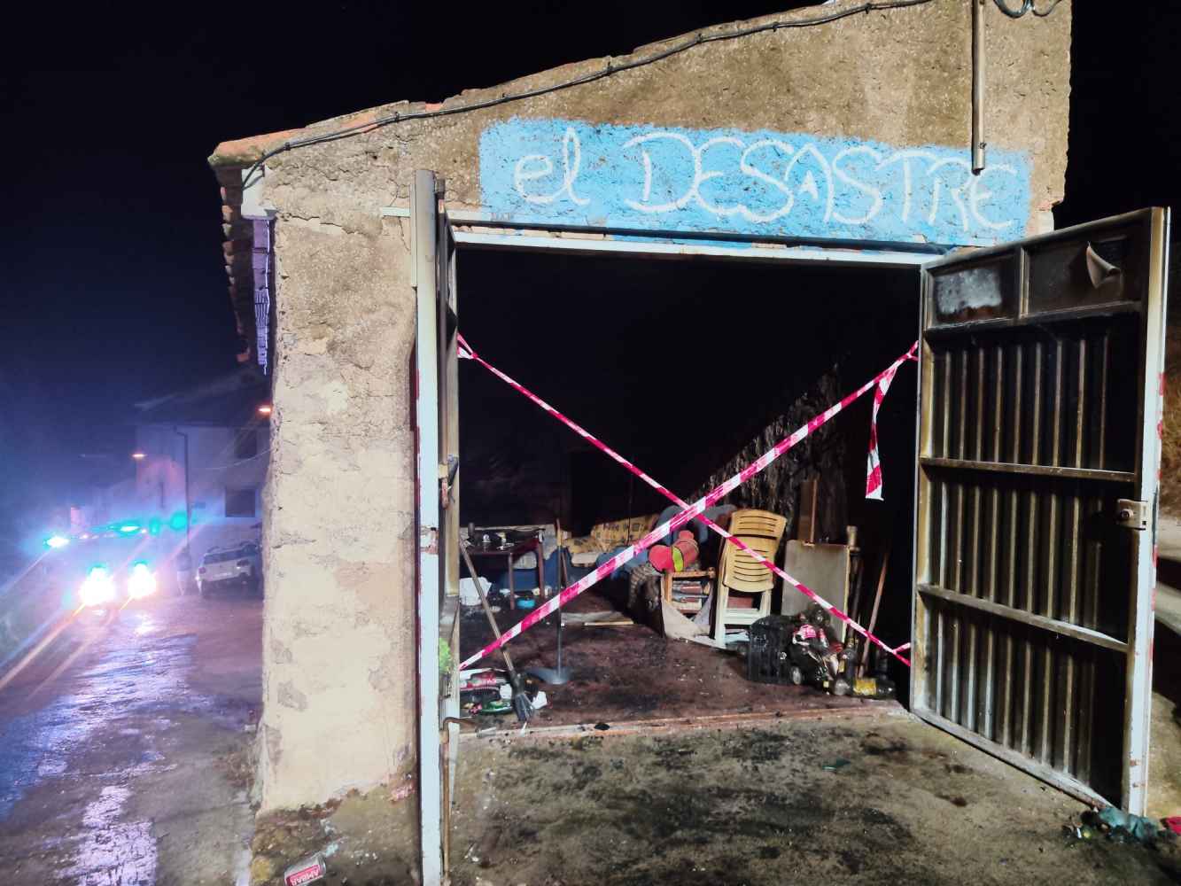 Un incendio en cochera de Borobia obliga a intervenir a bomberos del parque del Moncayo