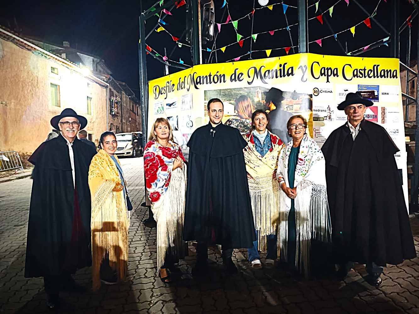 El Royo vuelve a llenar sus calles de mantones y capas con la vista puesta en Medinaceli 