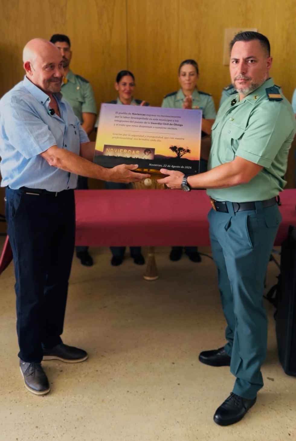 Noviercas reconoce la labor de guardias civiles del Puesto de Ólvega