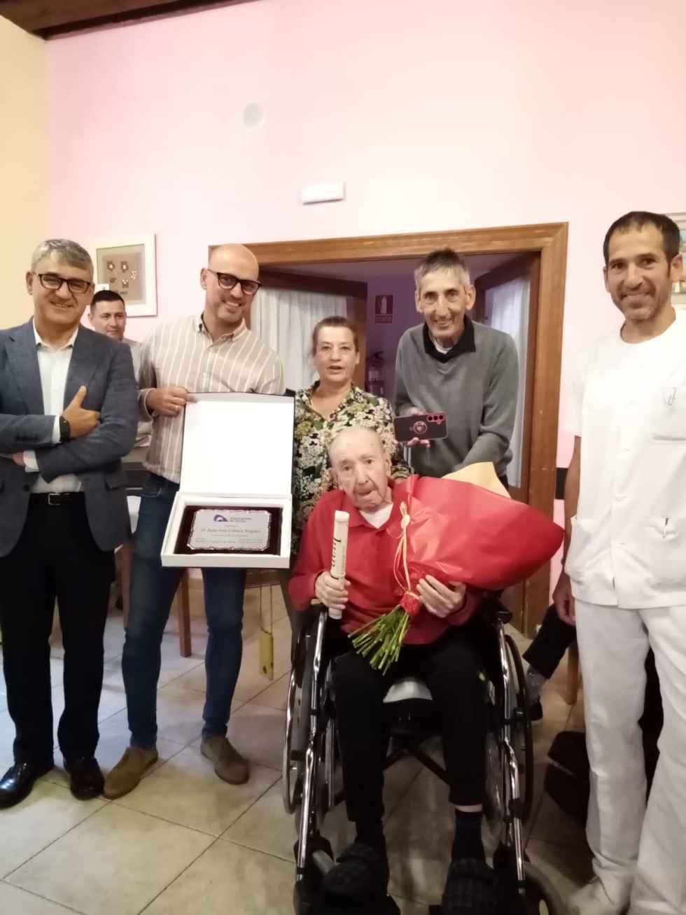 Juan José Gómez Vergara celebra su centenario en Vinuesa