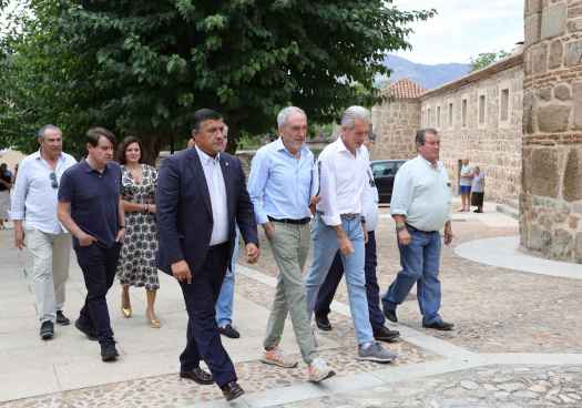 La Junta reafirma su compromiso con recuperación cultural y turística de zonas afectadas por incendios 