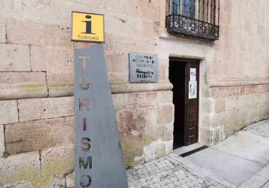 Las oficinas de turismo provinciales atienden a 28.802 consultas durante julio