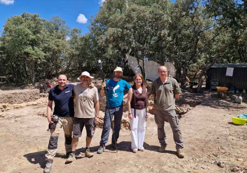 La campaña arqueológica en el cerro de San Cristóbal sigue dando resultados