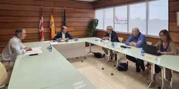 La Junta refuerza coordinación del suministro de vacunas frente a Newcastle 
