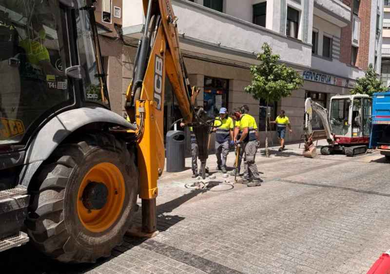 Soria restablece servicio de agua tras horas suspendido por avería en tubería