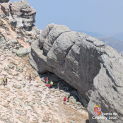 El Grupo de Rescate de la Junta auxilia a montañera herida en Pico Urbión