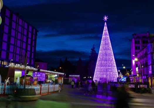 El Ayuntamiento licita iluminación navideña por 742.000 euros para tres años
