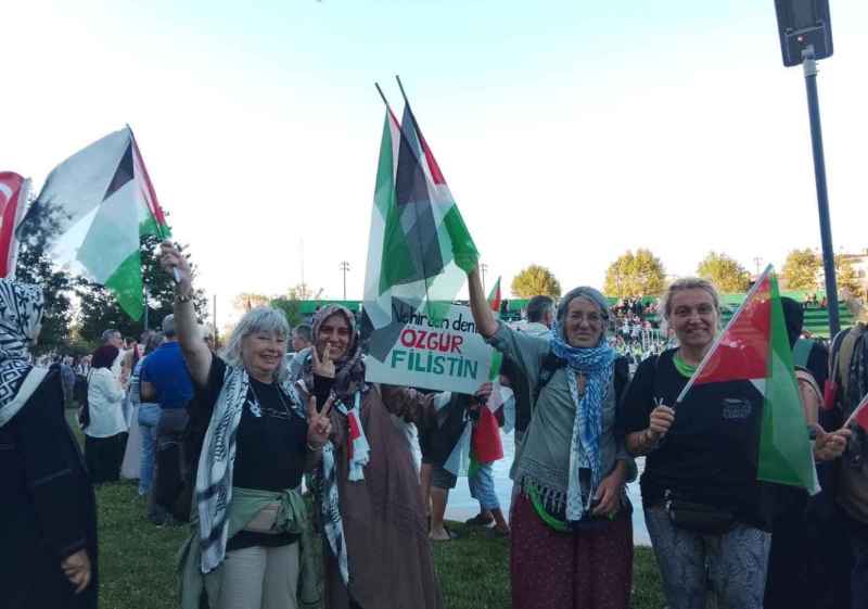La caravana humanitaria con destino a Palestina da por finalizada su misión