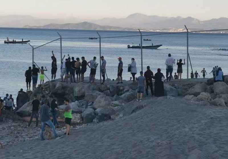 España invadida: Ceuta traicionada por el presidente del Gobierno