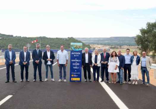 Puente inaugura nuevo tramo de autovía del Duero en Valladolid
