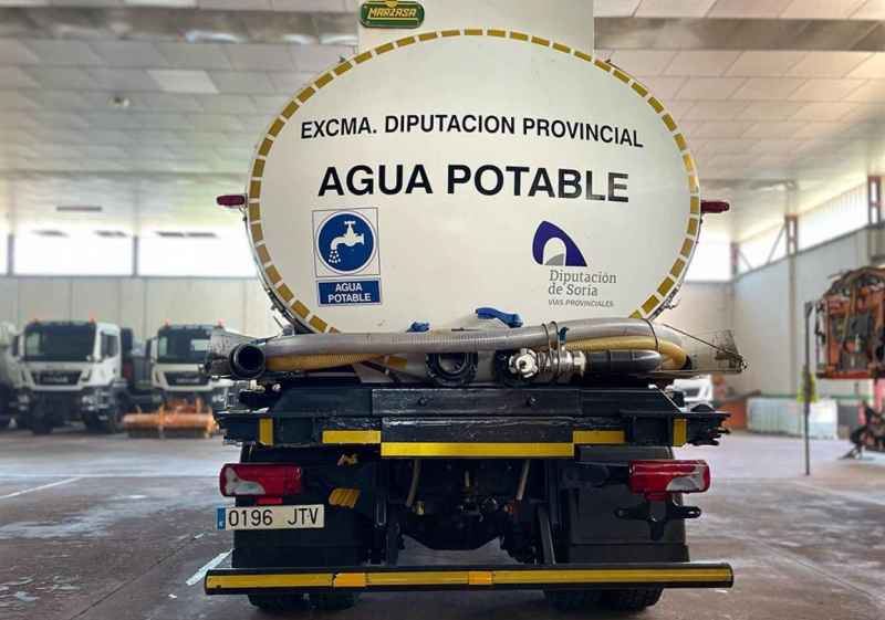 Diputación ha distribuido ya cerca de 4.000.000 litros de agua potable en pueblos
