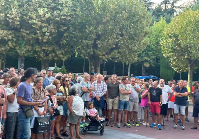 Trabajadores, clubes deportivos y usuarios claman contra recortes en instalaciones municipales de Soria
