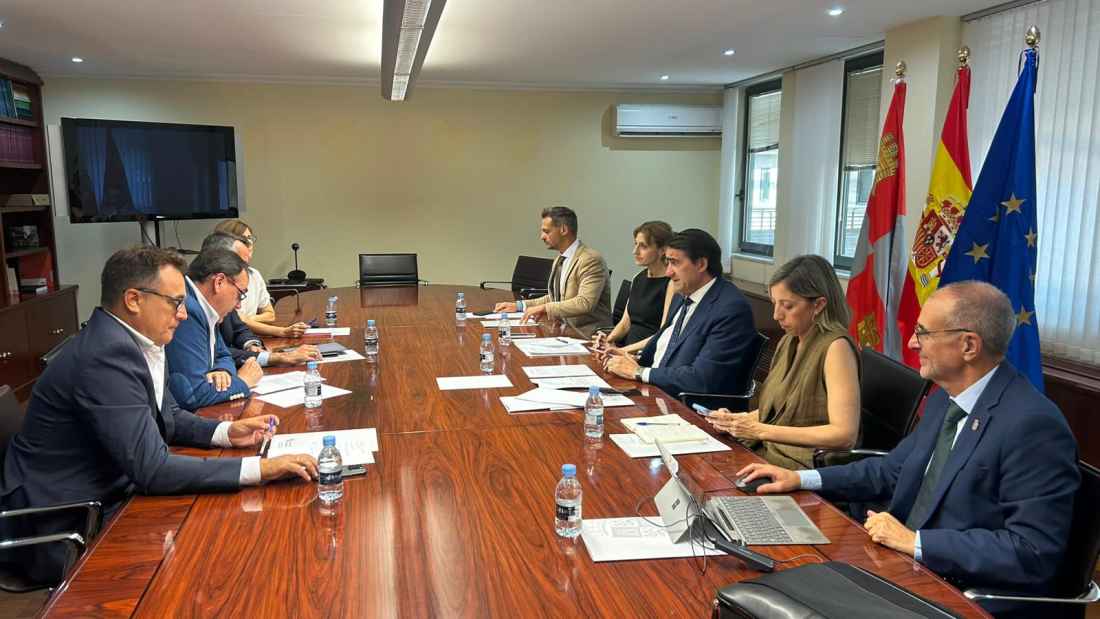 La Junta coordina con VITARTIS estrategias para impulso de la industria agroalimentaria 