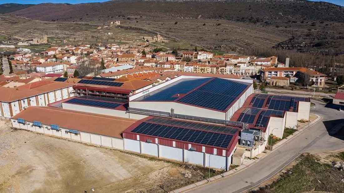 CC.OO. consigue revisión de atención sanitaria para trabajadores de Embutidos La Hoguera