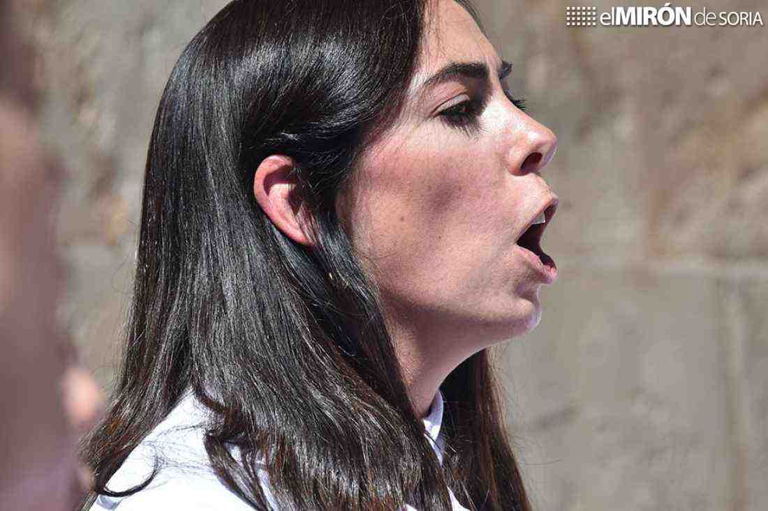 La ronda de Duruelo repasa su historia y coplillas en el pregón de fiestas 