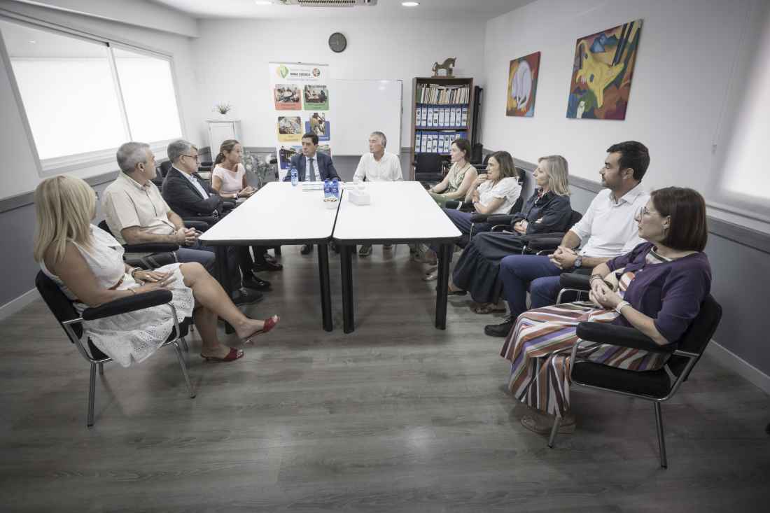Caja Rural de Soria apoya integración social y laboral de usuarios de ASOVICA-FADESS 