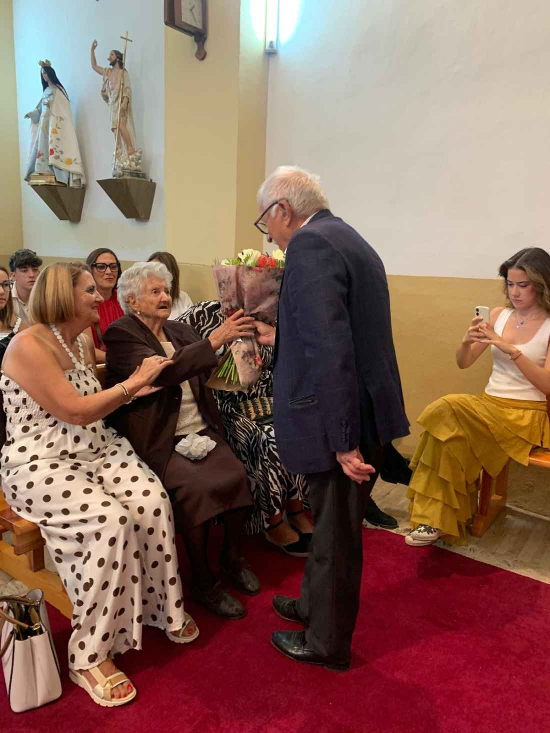 Bayubas de Abajo celebra centenario de Irene Frías, natural de Valdenebro