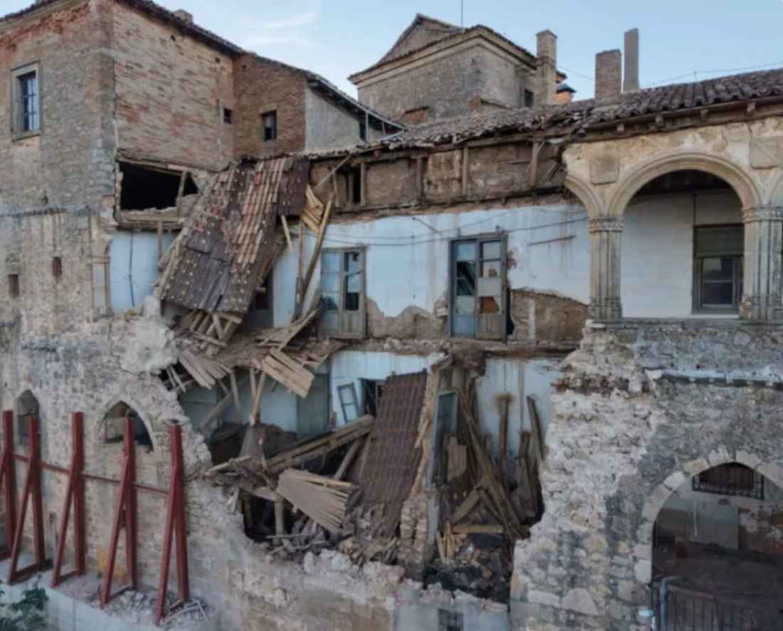 El Ayuntamiento de Almazán pide a Junta que financie solución "de emergencia" en palacio